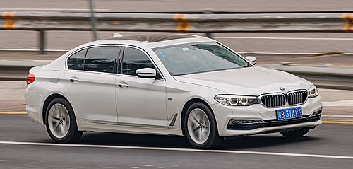 5 Series 2022